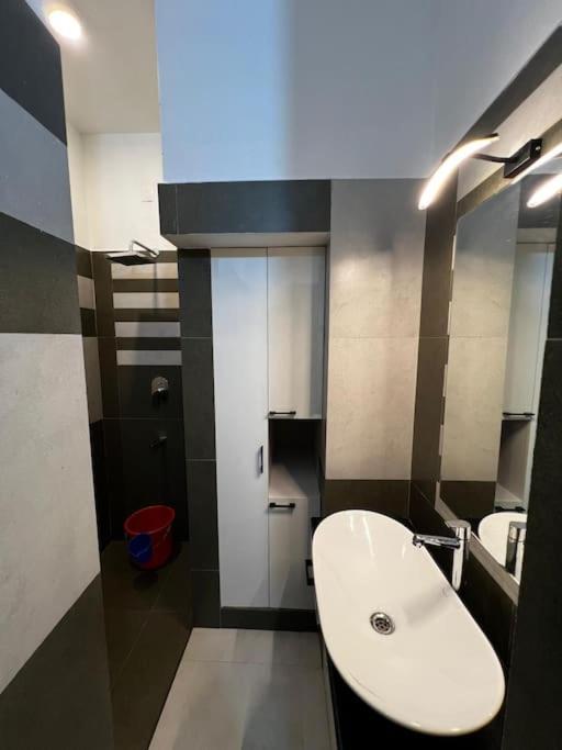 Villa Space